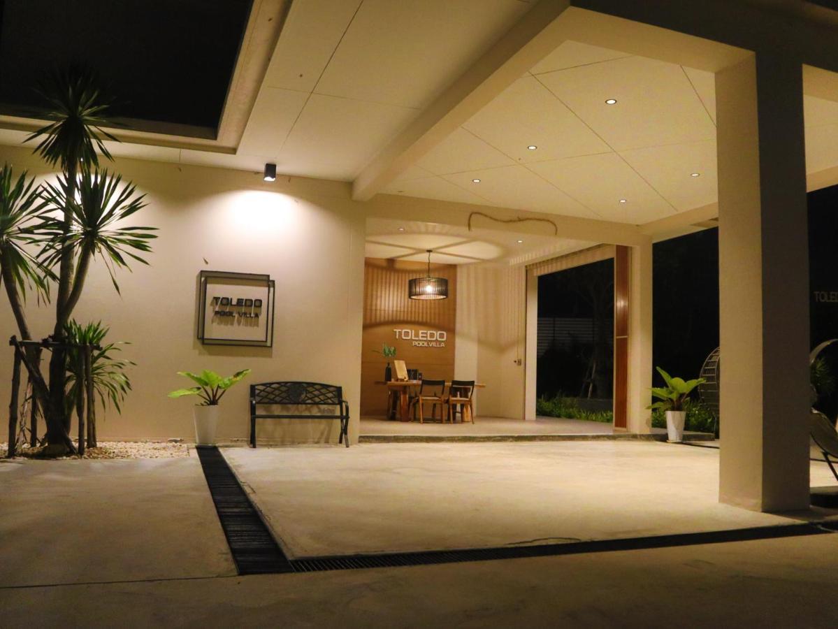 Toledo Pool Villa Nakhon Si Thammarat Exteriér fotografie